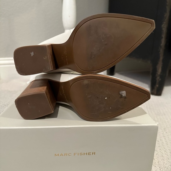 Marc Fisher Size 7 Like New! - Picture 3 of 5